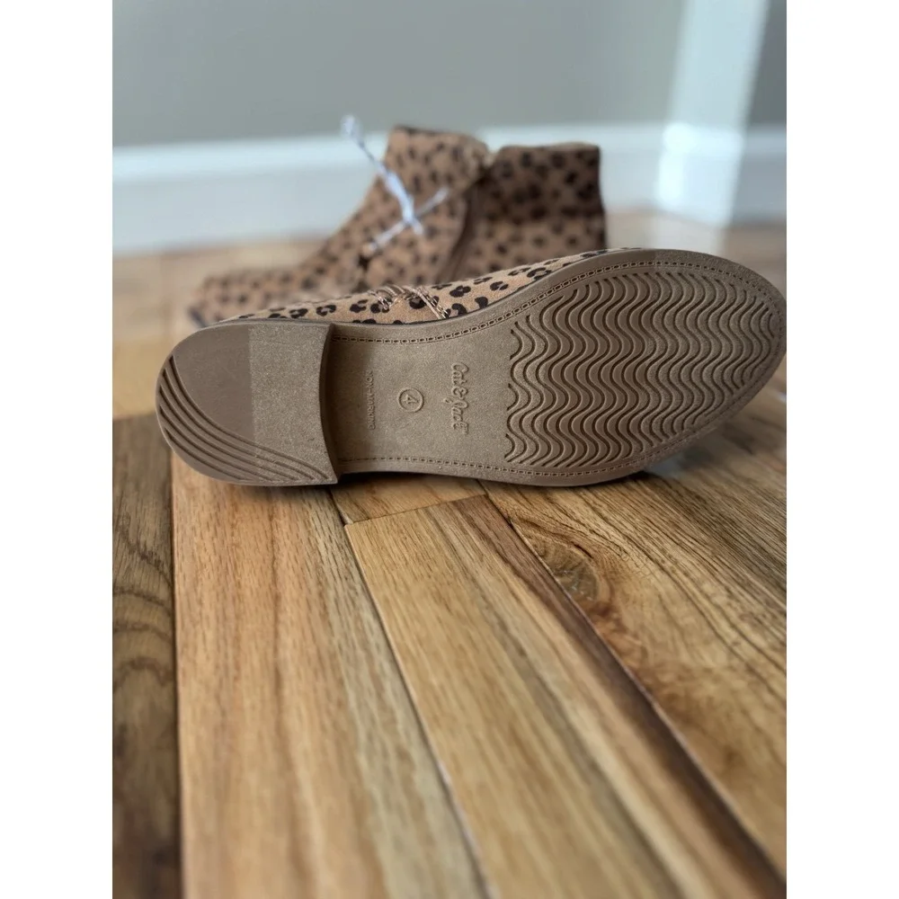 Booties Cat & Jack Girls Size 4 Suede Leopard Print